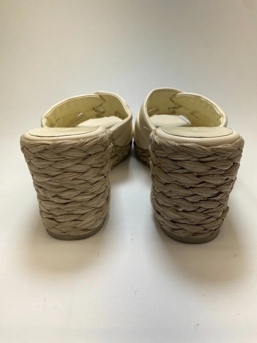 Vince Women's Gilian Marbel Cream Espadrille Wedge Sandals Sz 9m